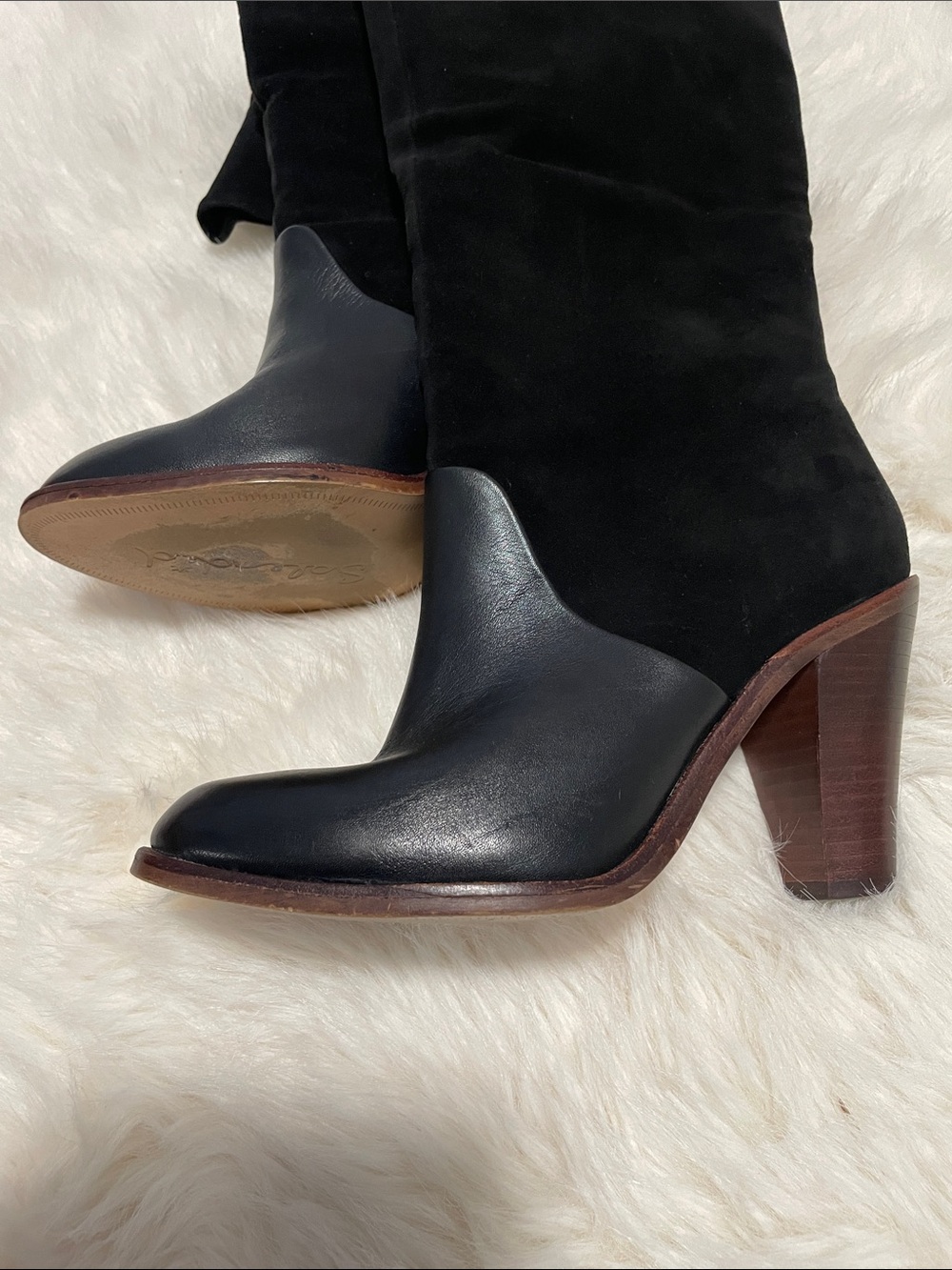 Black Knee-High Women's Boots